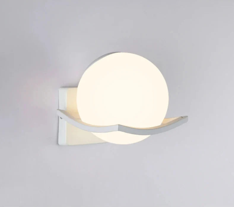 Applique murale Makar | Applique murale globe en verre de style européen moderne