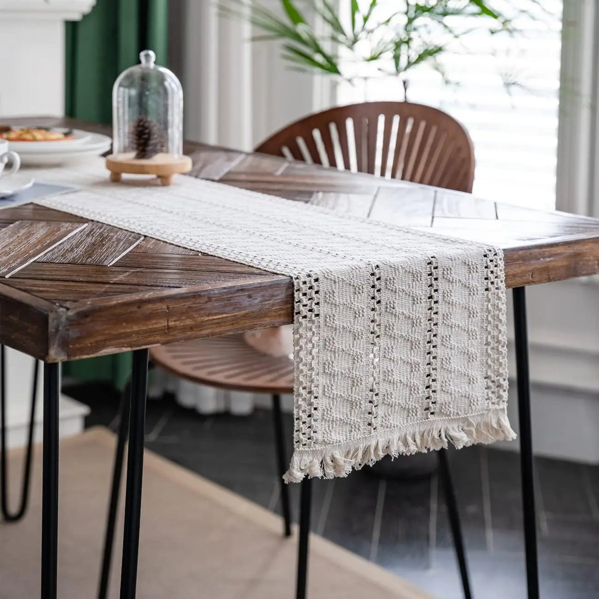 Tasselled Cotton Linen Table Runner