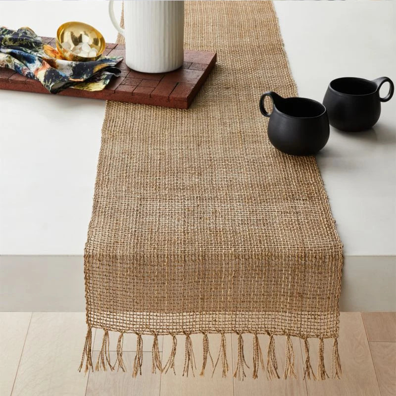 Natural jute table runner with tassels