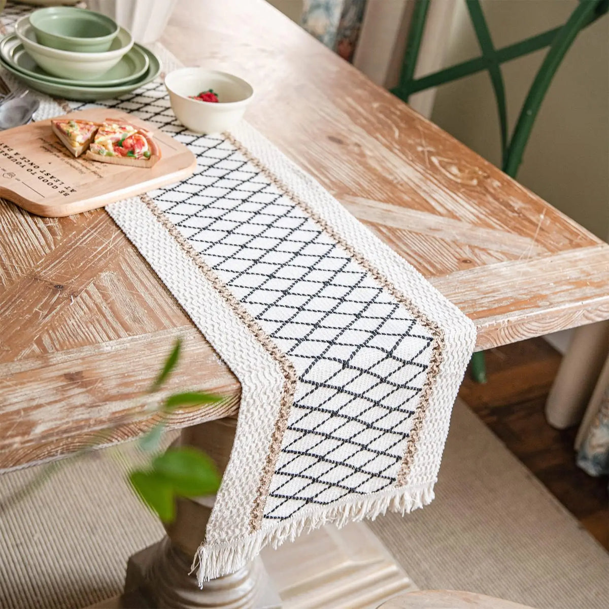 Tasselled Cotton Linen Table Runner