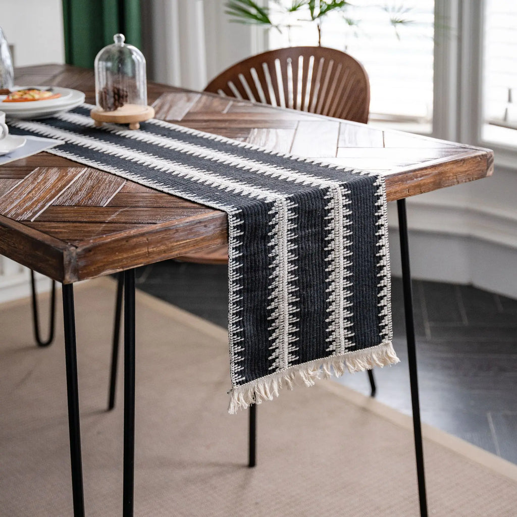 Tasselled Cotton Linen Table Runner