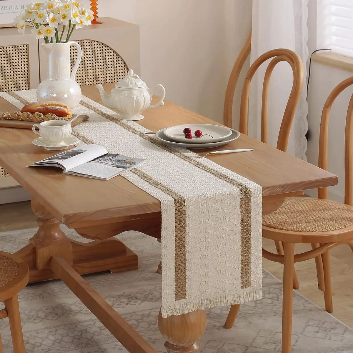 Tasselled Cotton Linen Table Runner