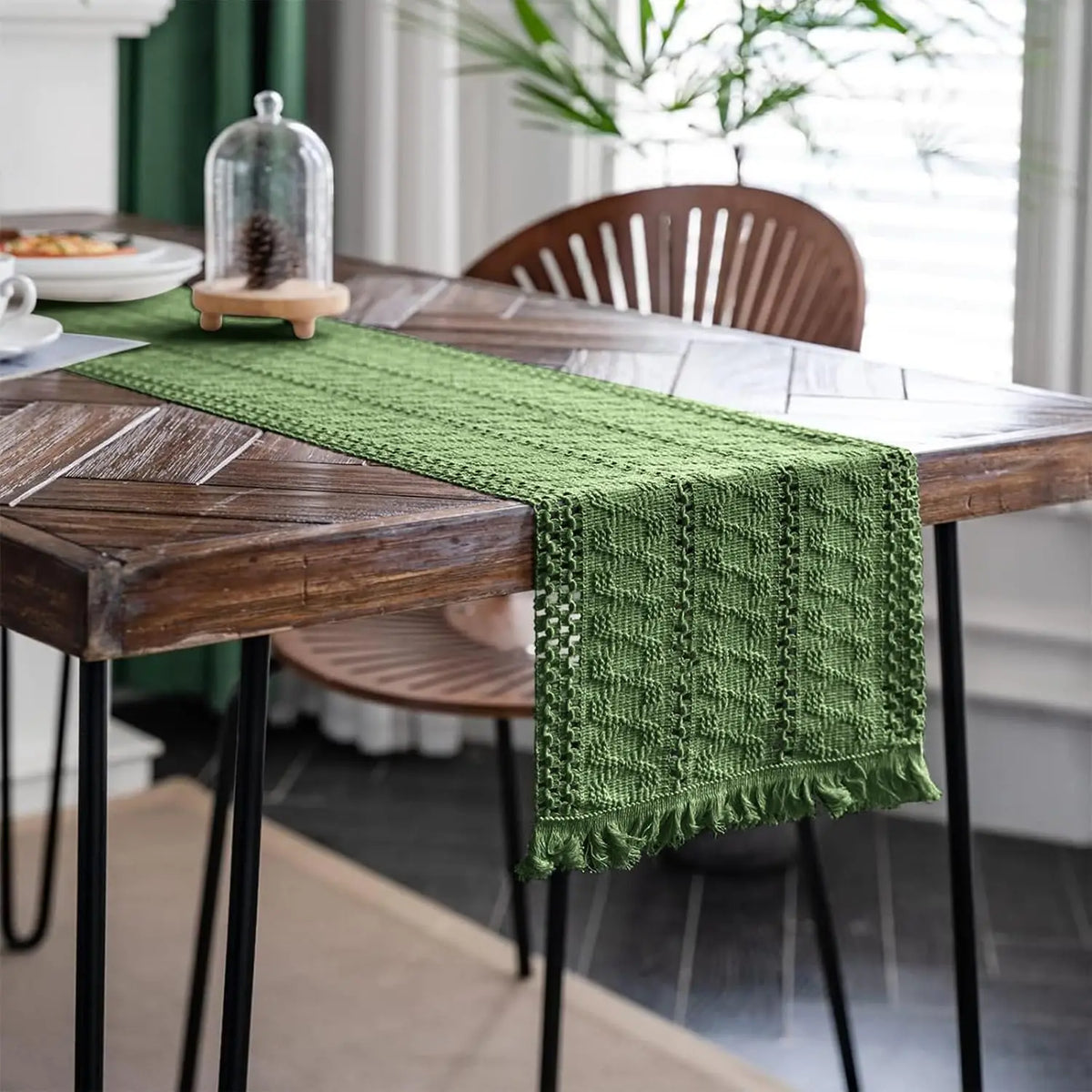 Tasselled Cotton Linen Table Runner