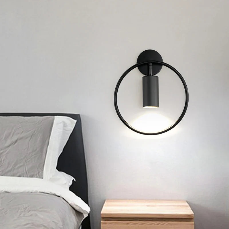 Applique murale Halo | Design minimaliste nordique en or