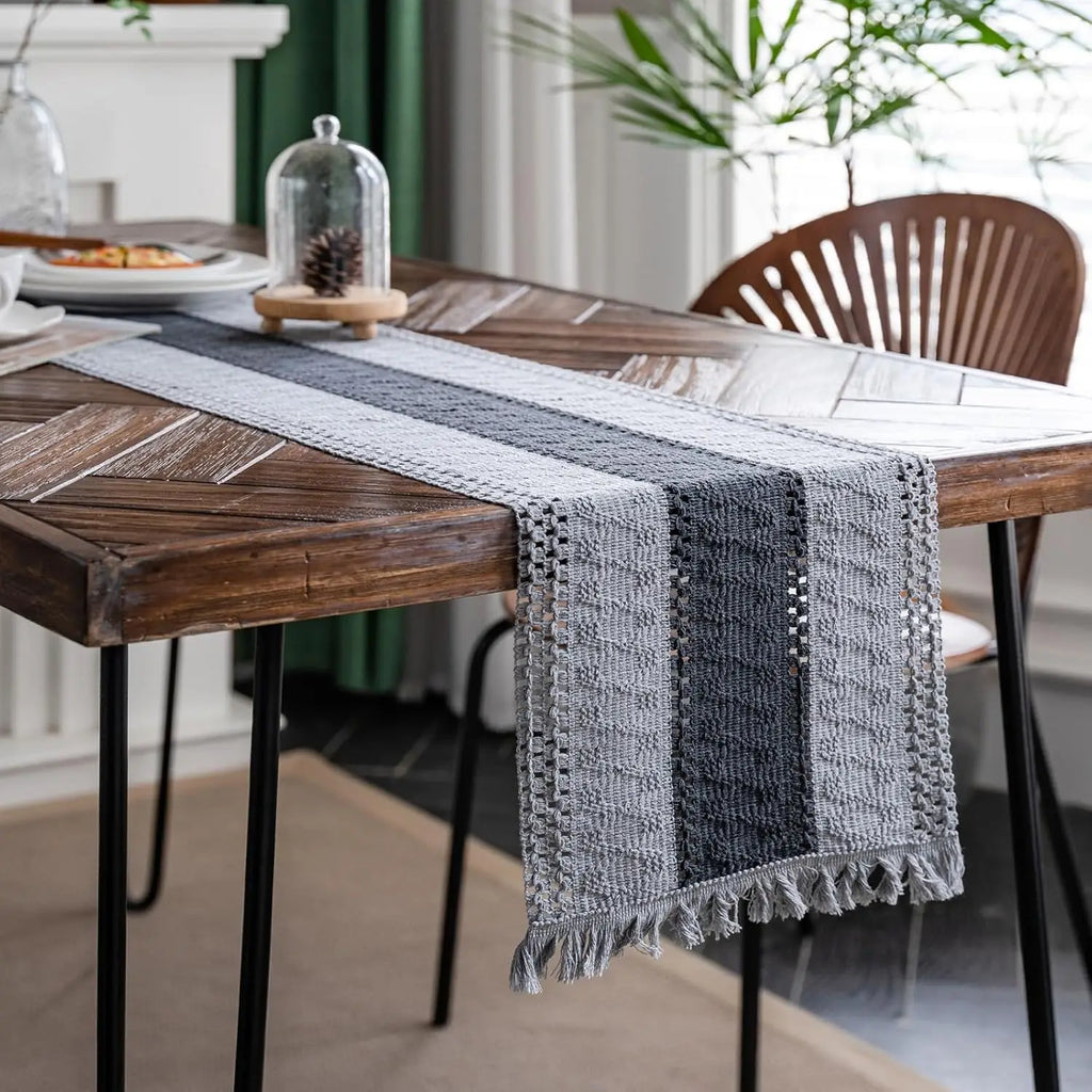 Tasselled Cotton Linen Table Runner