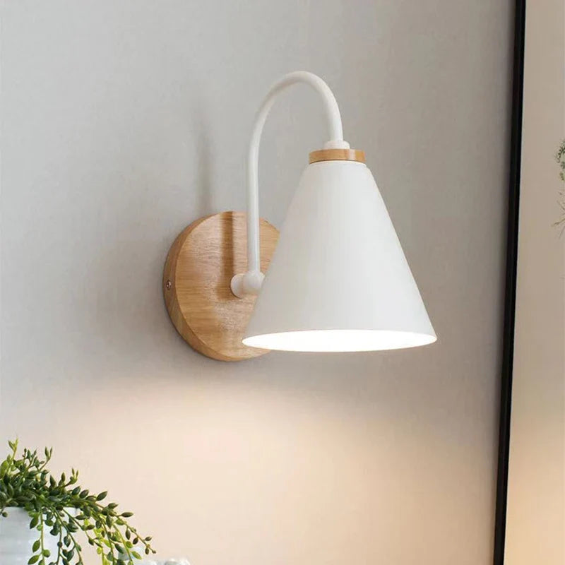 Nordic Beam | Applique Murale Scandinave en Bois et Fer